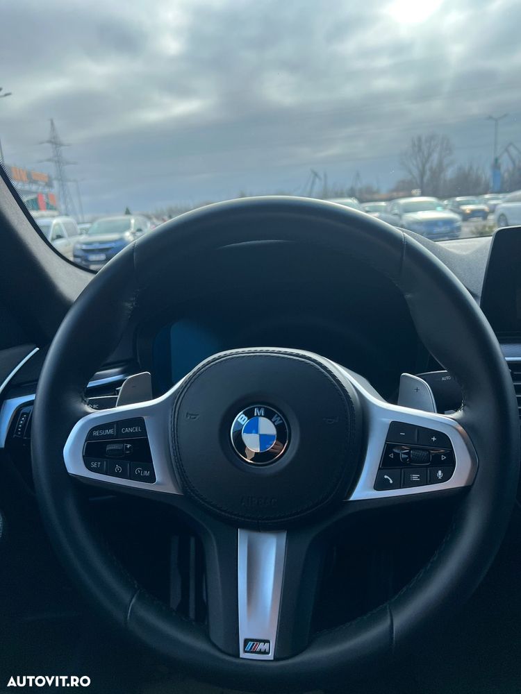 BMW Seria 5 520d Aut. M Sport Edition - 14