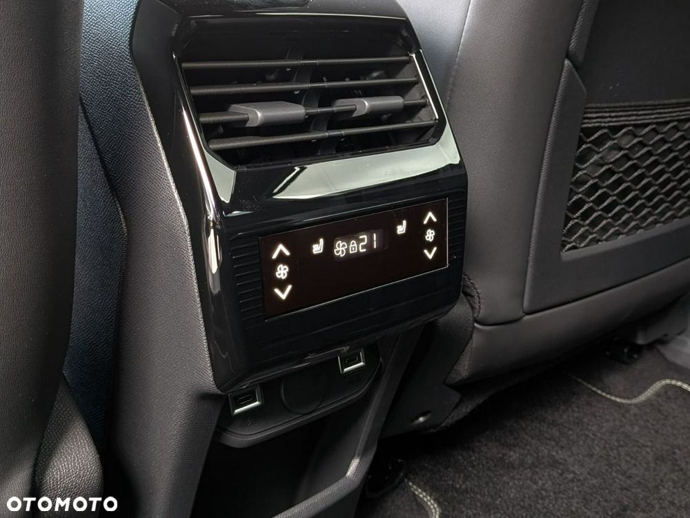 Peugeot 5008 Hybrid 145 e-DSC6 GT - 22