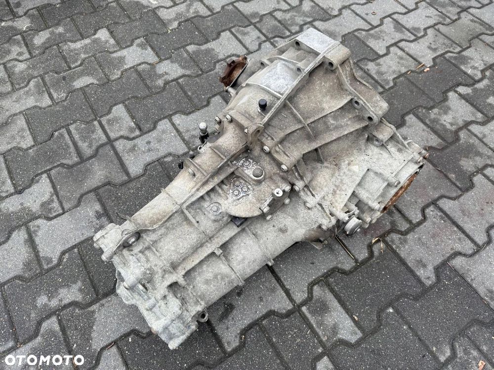 SKRZYNIA BIEGÓW 2.0 TDI LLW A4 B8 2009 - 2