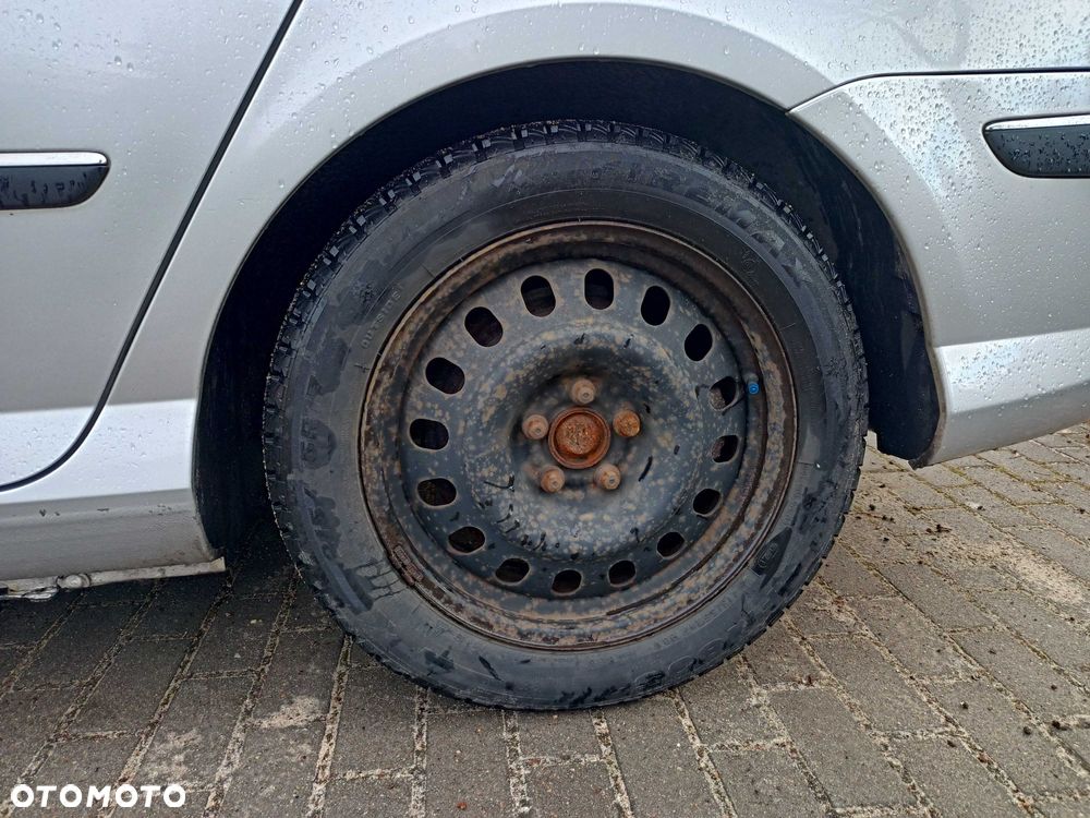 Peugeot 407 - 8