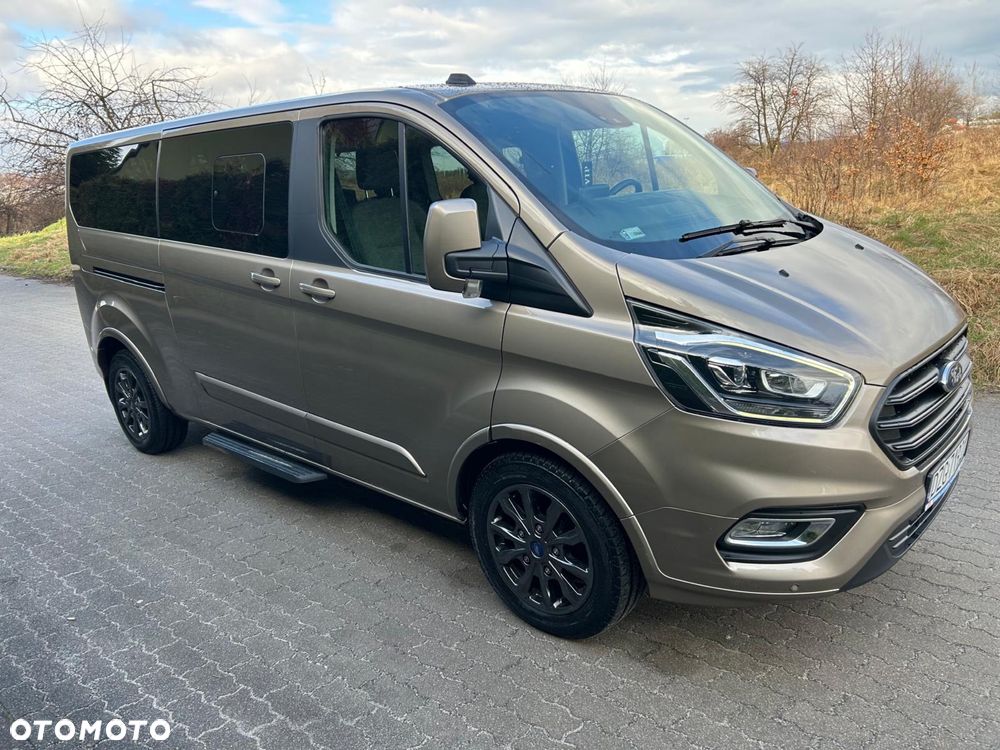 Ford Tourneo Custom - 4