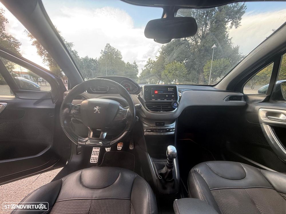 Peugeot 208 - 7