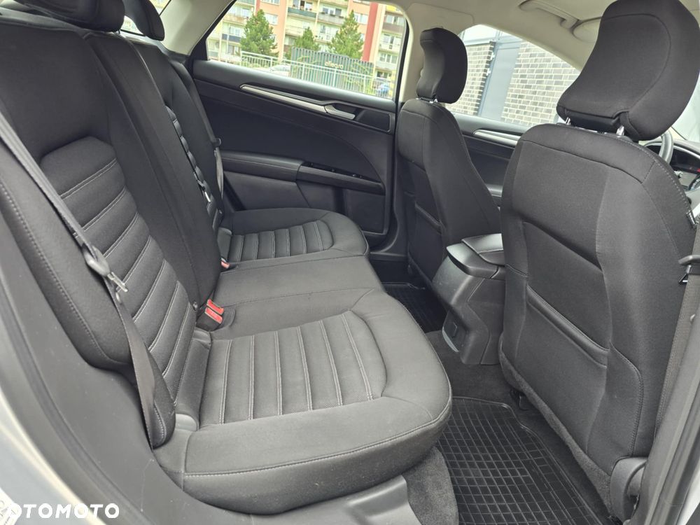 Ford Mondeo 2.0 TDCi Ambiente - 23