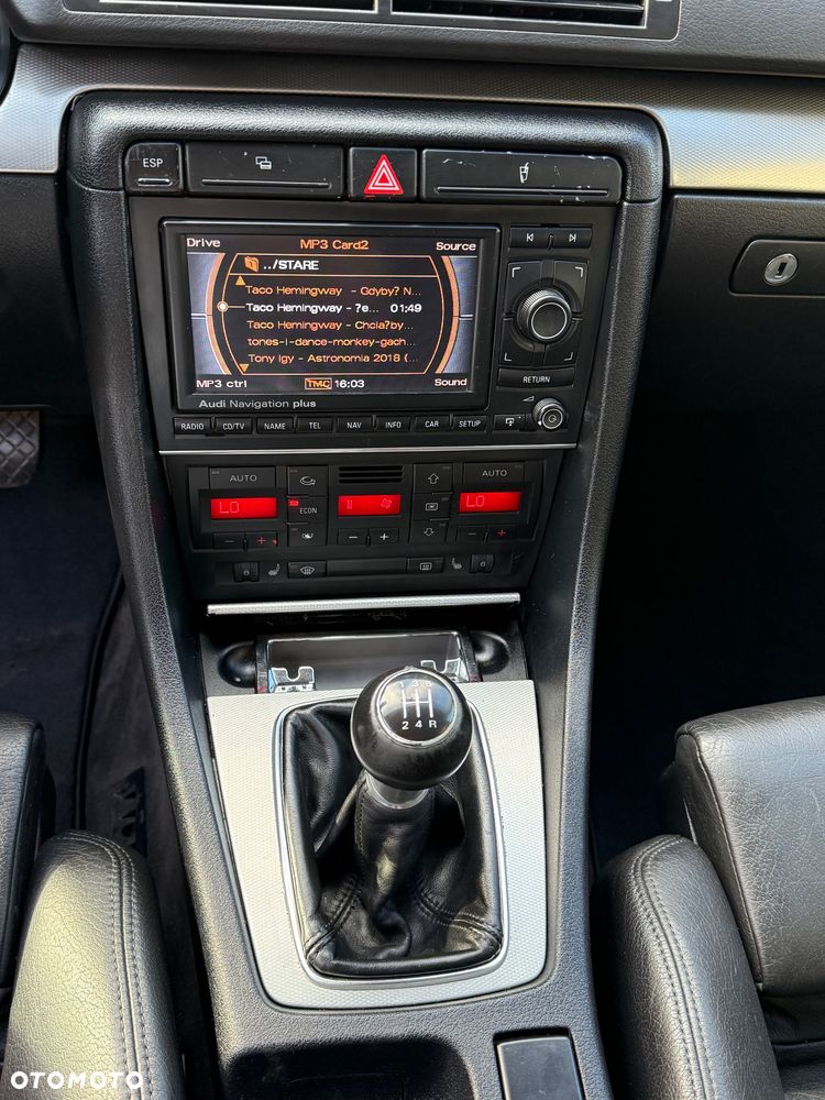 Audi A4 Avant 1.8T - 26
