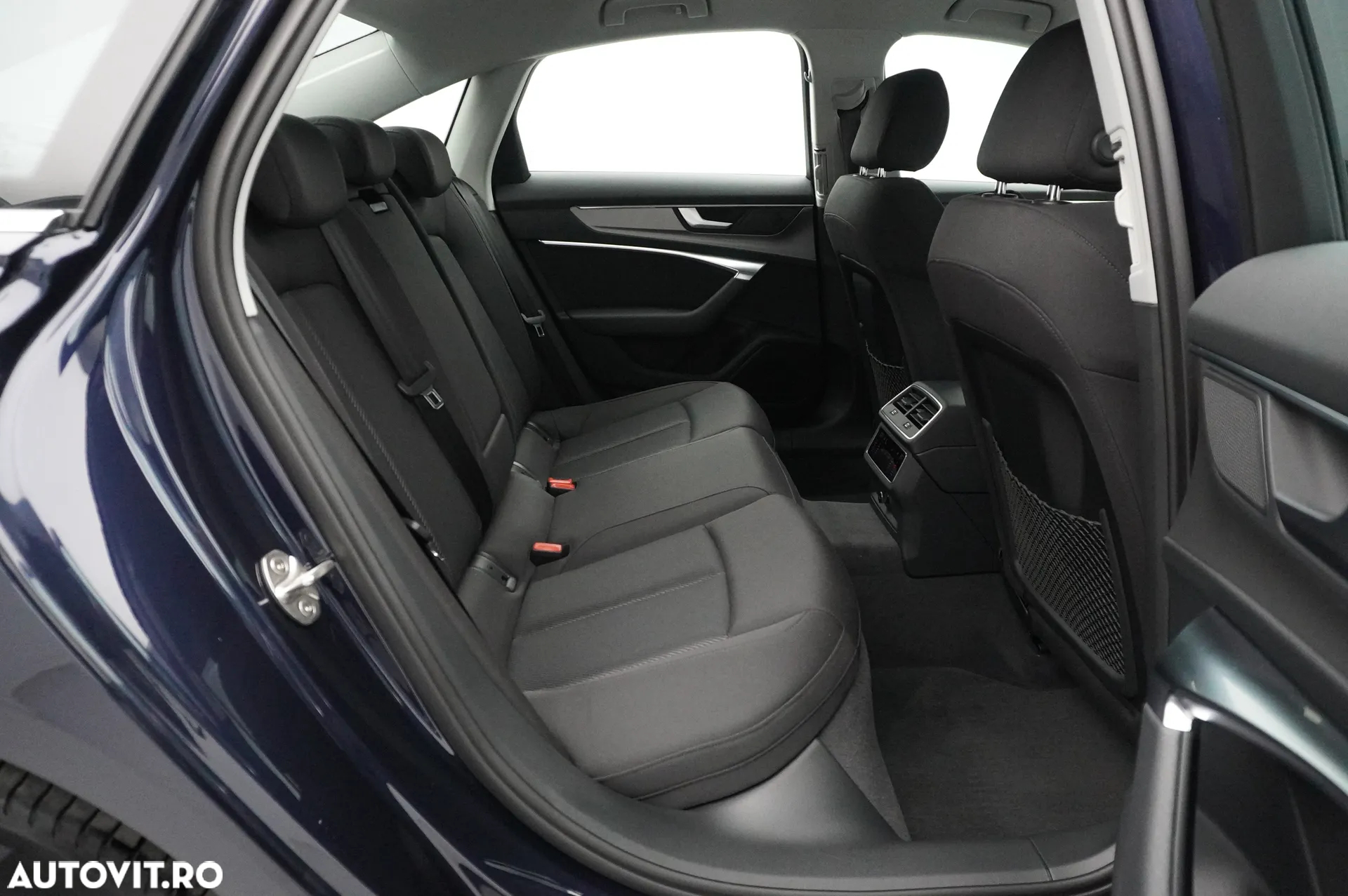 Audi A6 - 12