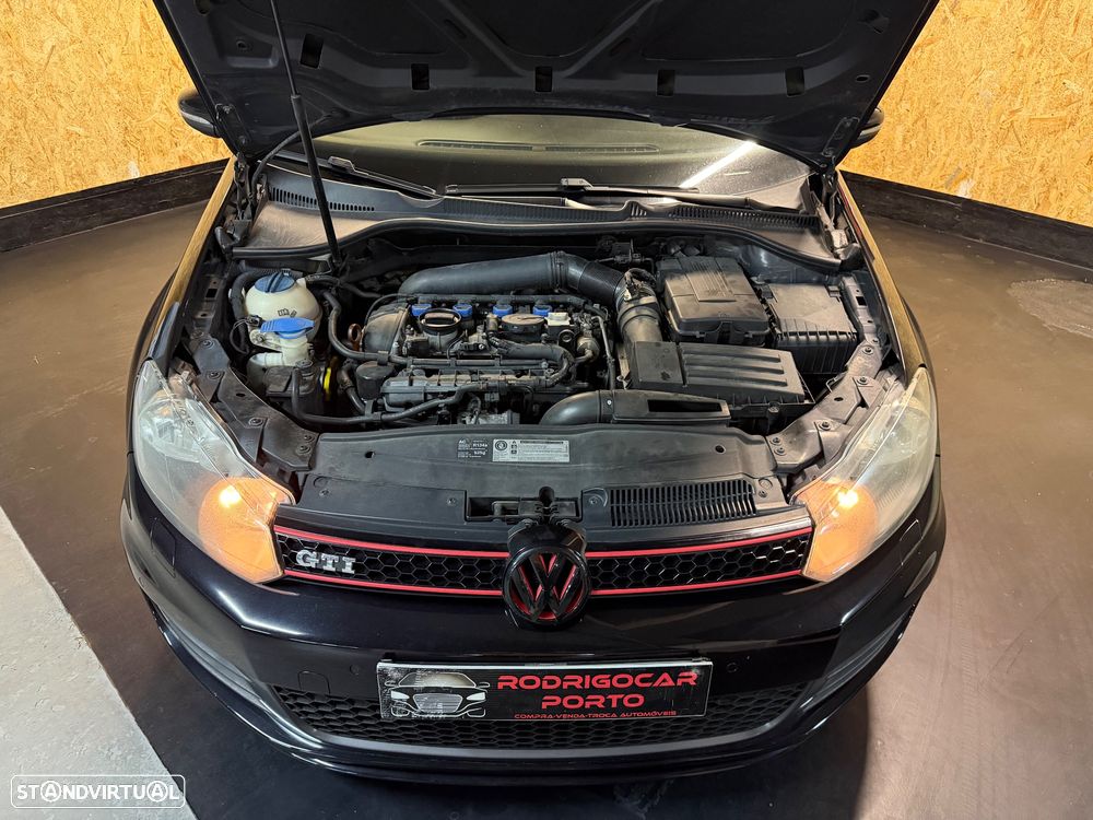 VW Golf 2.0 GTI - 26