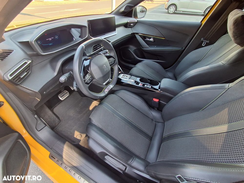 Peugeot 208 e-208 GT - 5