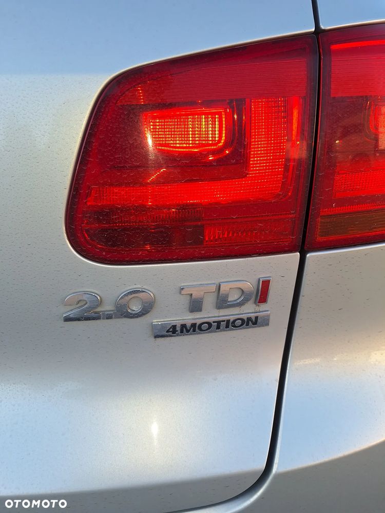 Volkswagen Tiguan 2.0 TDI DPF 4Motion BlueMotion Technology DSG Lounge Track & Style - 11