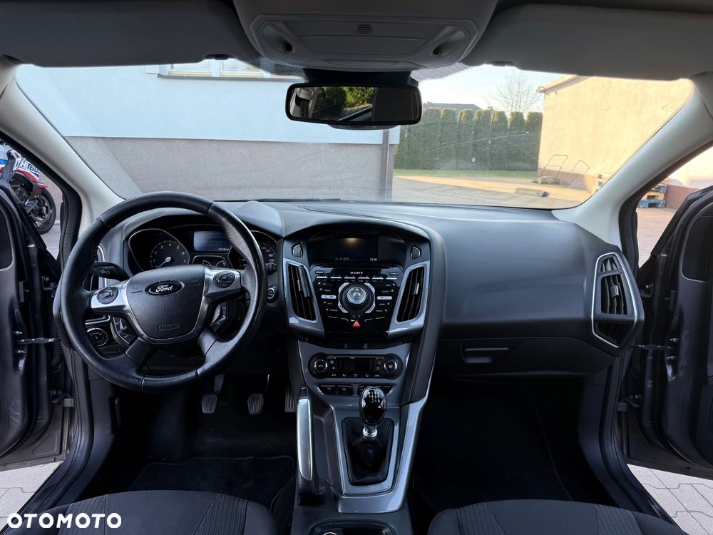 Ford Focus 1.6 EcoBoost Titanium - 12