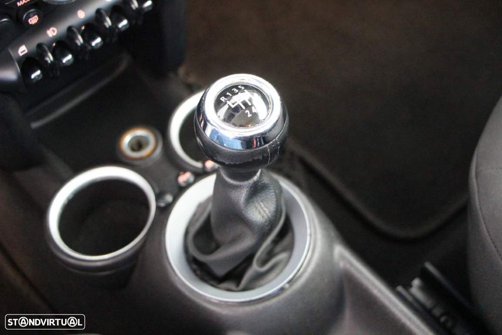 MINI Clubman Cooper D - 10