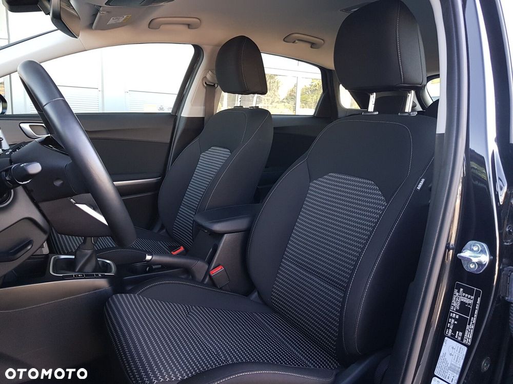 Kia Ceed 1.5 T-GDI M - 17