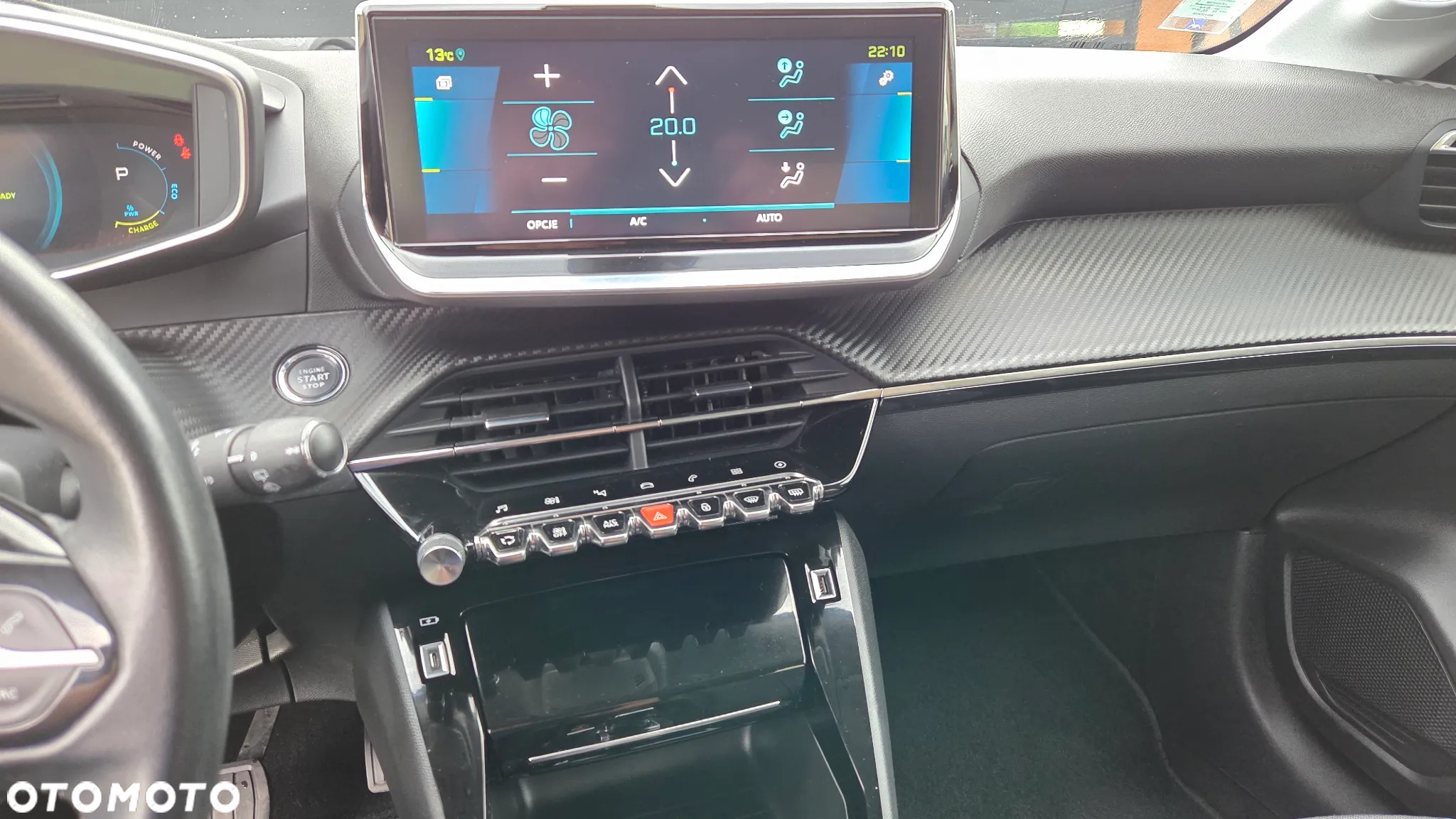 Peugeot 208 e-208 Allure - 10