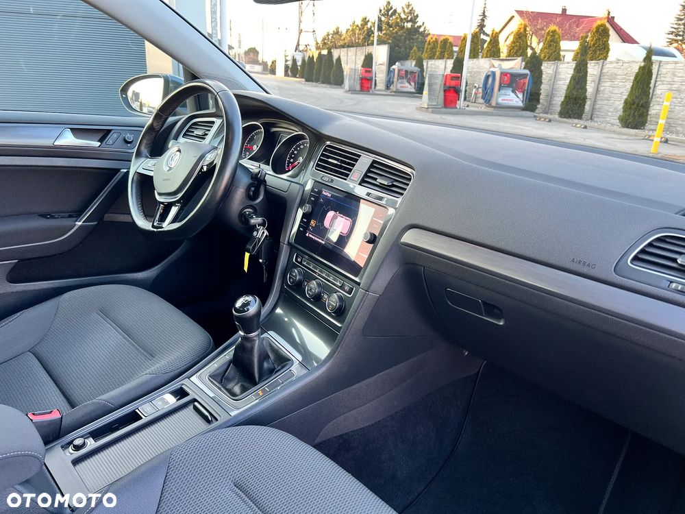 Volkswagen Golf 1.6 TDI (BlueMotion Technology) Comfortline - 14