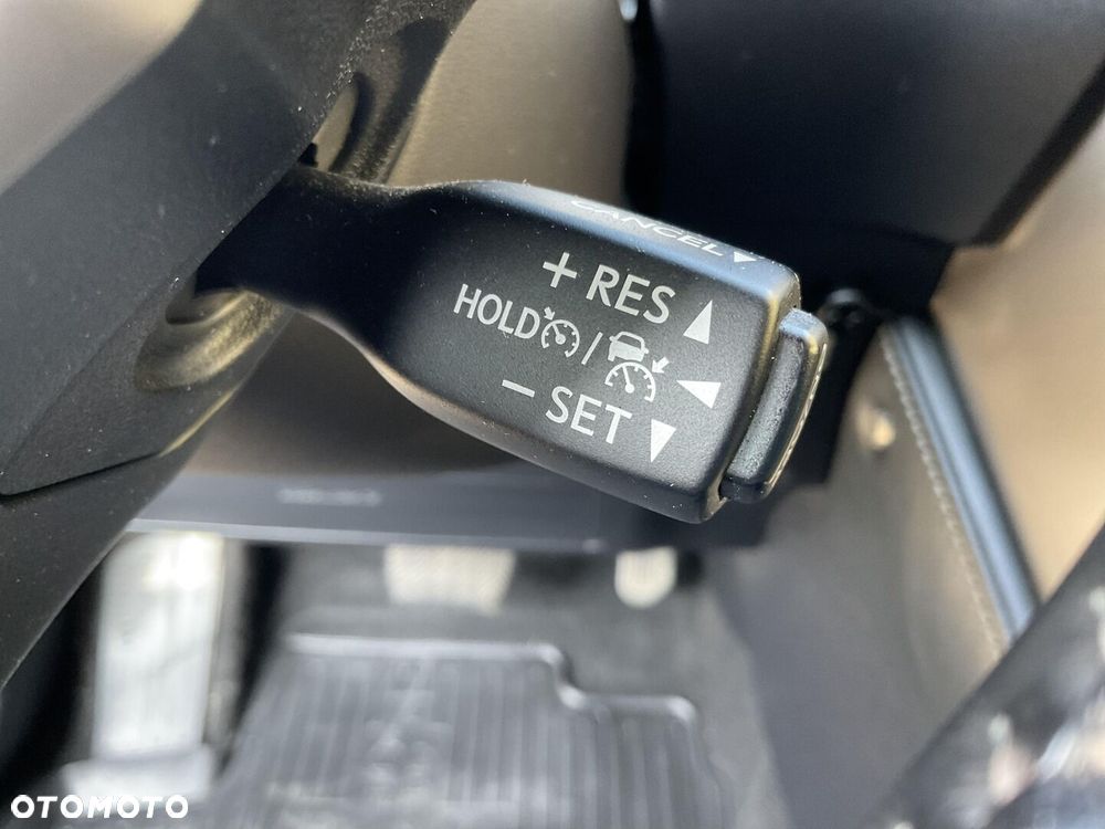 Lexus NX 300h F Impression AWD - 33