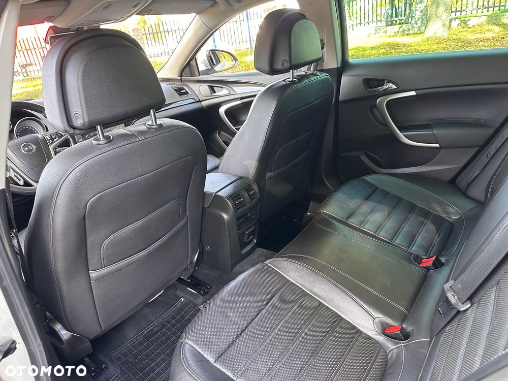 Opel Insignia - 22