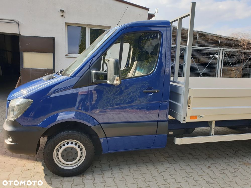 Mercedes-Benz Sprinter - 8