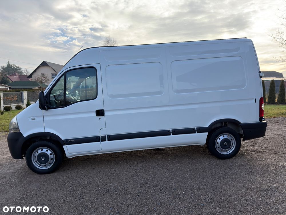 Nissan Interstar - 12