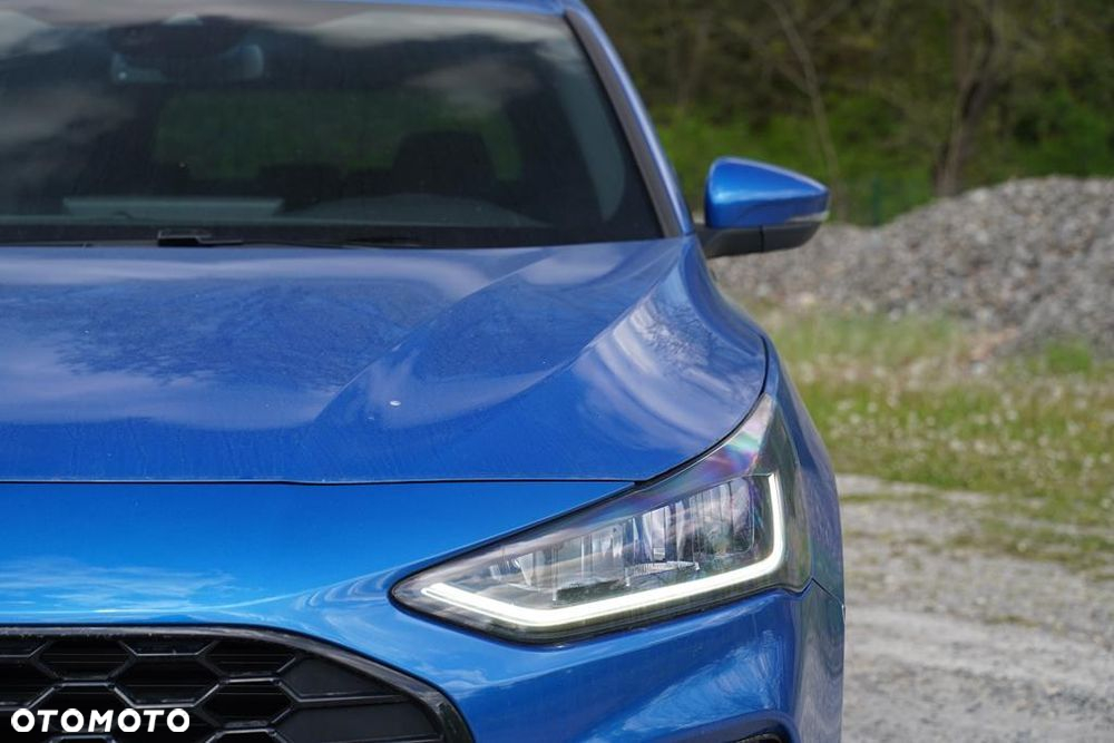 Ford Focus 1.0 EcoBoost mHEV ST-Line X - 29