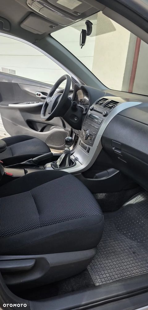 Toyota Corolla 1.4 D-4D Premium - 10