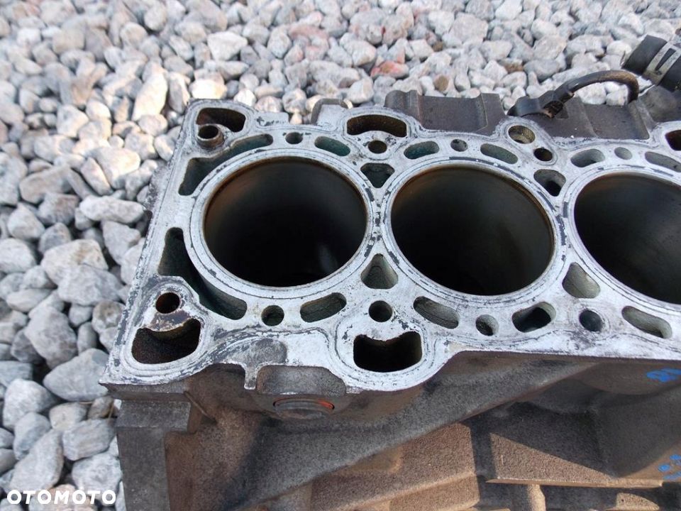 blok silnika volvo v40 s40 1,8 16V B4184S11 - 3