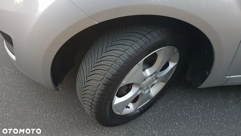 Kia Venga 1.6 CRDi 128 Platinum Edition - 27