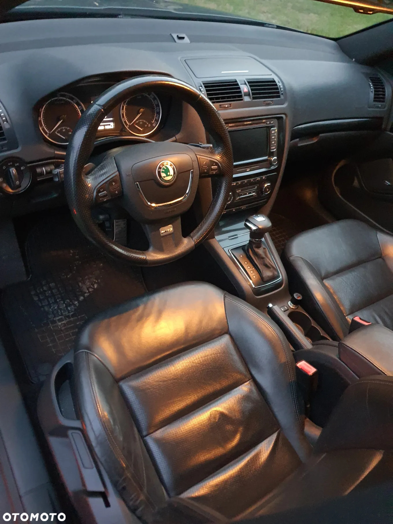 Skoda Octavia 2.0 TDI CR DPF DSG RS - 6