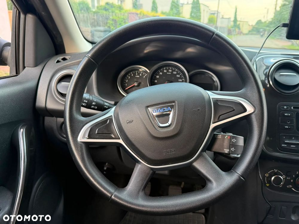 Dacia Logan TCe 90 S&S Laureate - 11