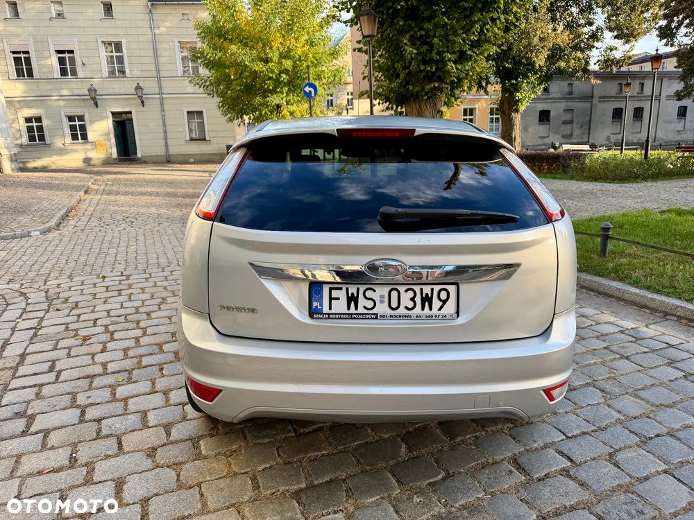 Ford Focus 1.6 Ti-VCT Titanium - 4