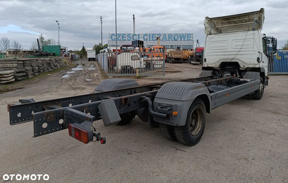 Mercedes-Benz Atego 1518  E5 BlueTec pod zabudowę - 4