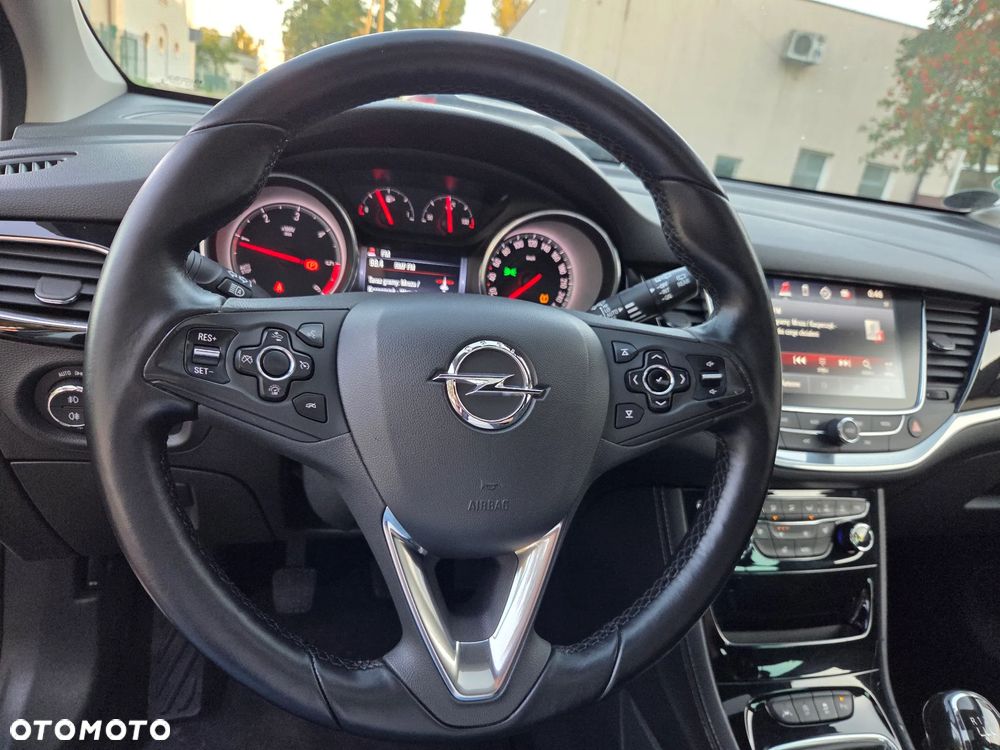 Opel Astra 1.6 BiTrb D (CDTI) Start/Stop Innovation - 12
