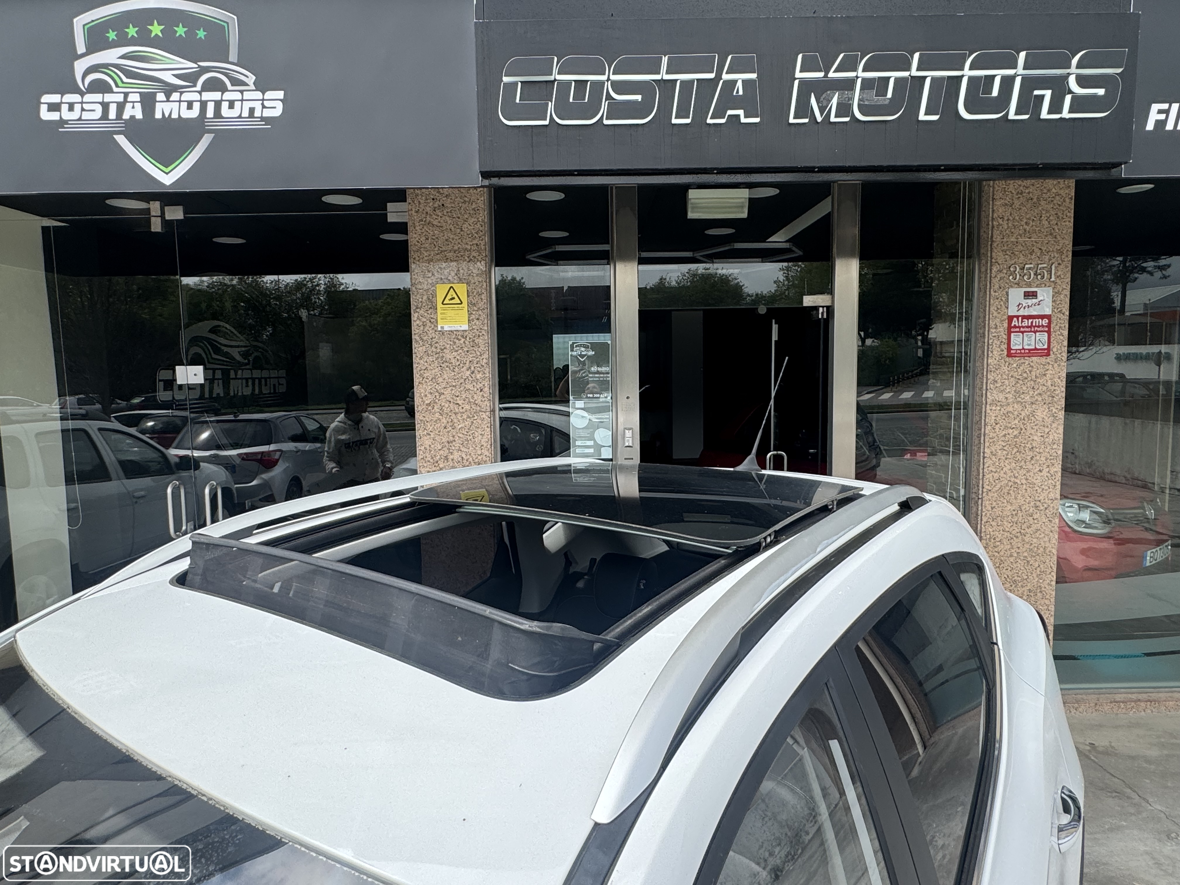 MG ZS EV 44.5 kWh Luxury - 8