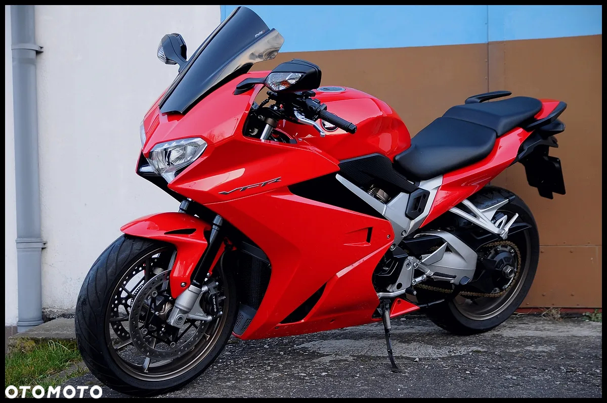 Honda VFR - 7