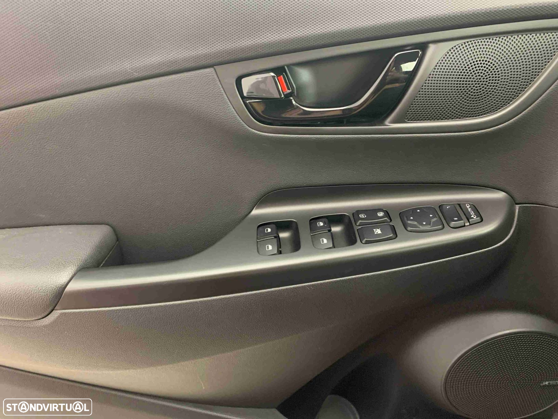Hyundai Kauai 1.0 T-GDi Premium Pele/Tec.Vermelho - 11