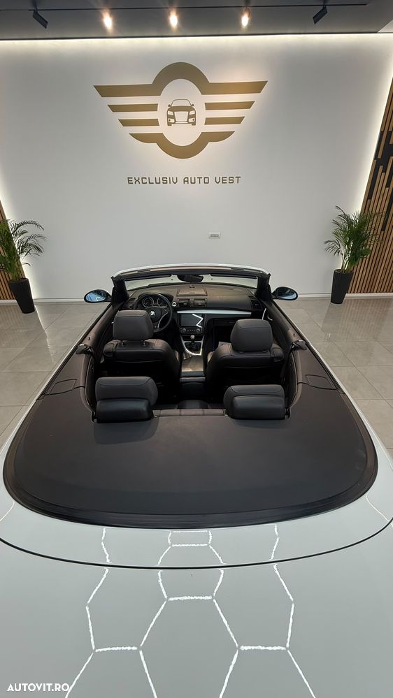 BMW Seria 1 118i Edition Sport - 10