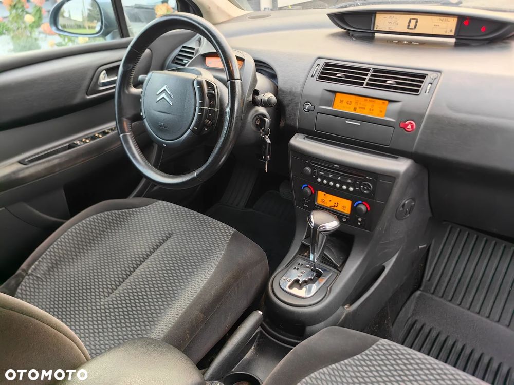 Citroën C4 1.6 16V Automatik Confort - 9