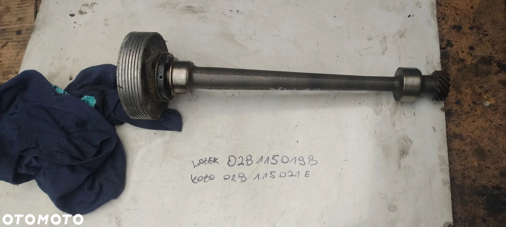VW T4 passat golf III 1,9TDI wałek 028115019B koło wałka 028115021B - 1
