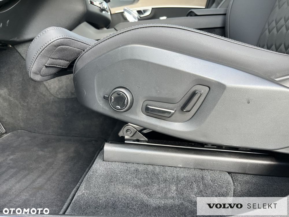 Volvo XC 90 - 18