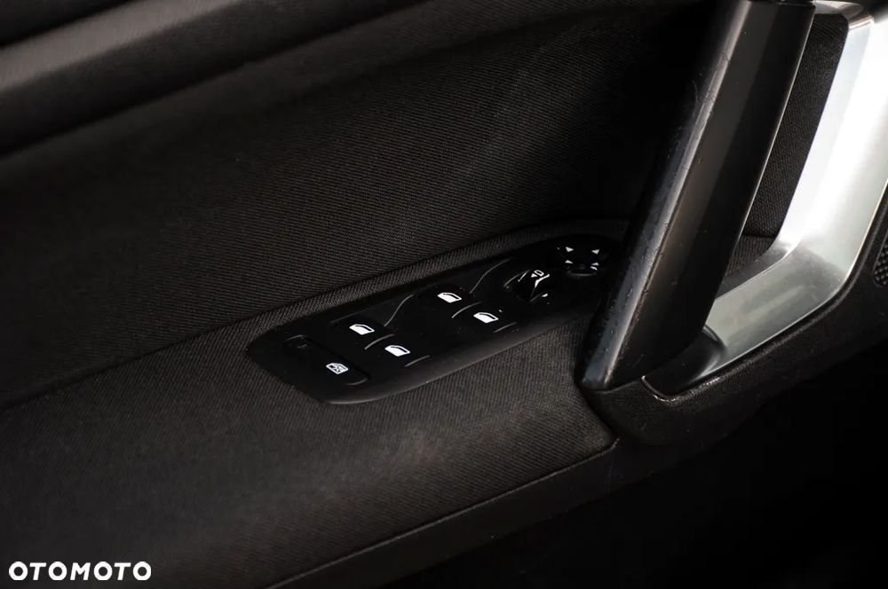 Peugeot 308 BlueHDi 150 Automatik Stop & Start Allure - 40