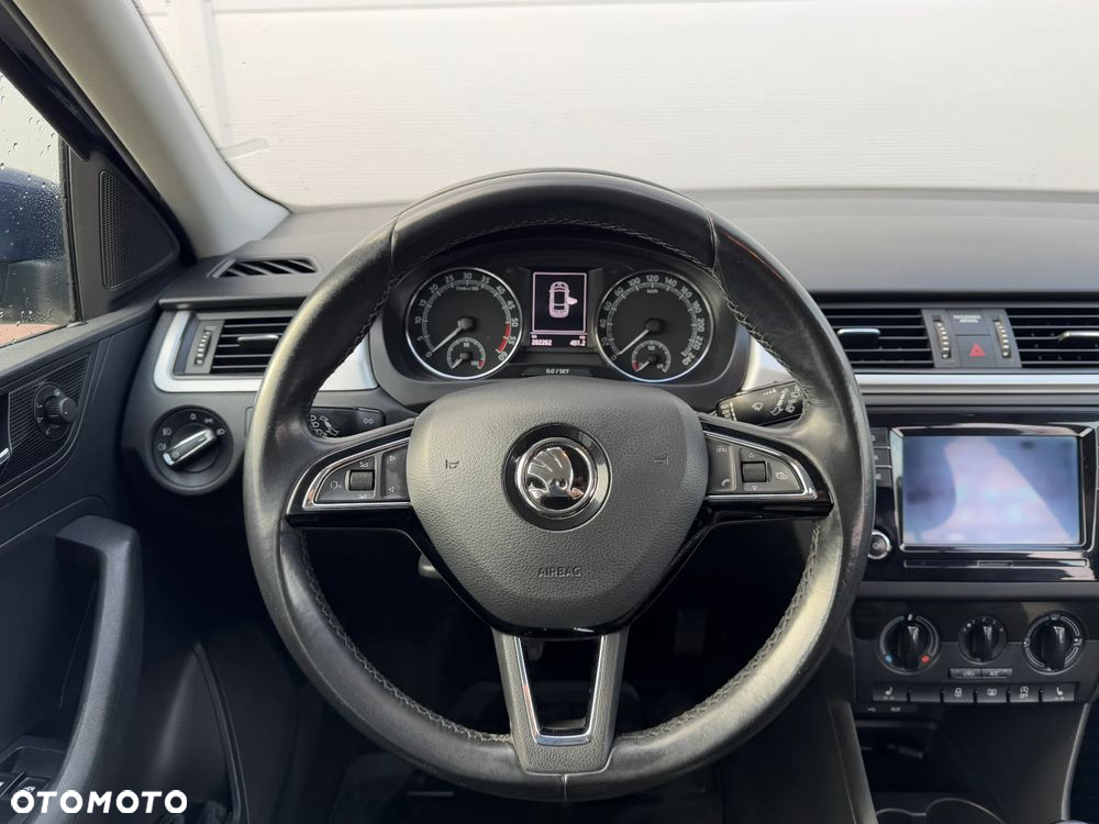 Skoda RAPID 1.6 TDI DPF Ambition - 11