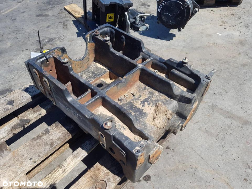 MOCOWANIE MOSTU PRZEDNIEGO TRAKTOR CASE CVX 150 - 7