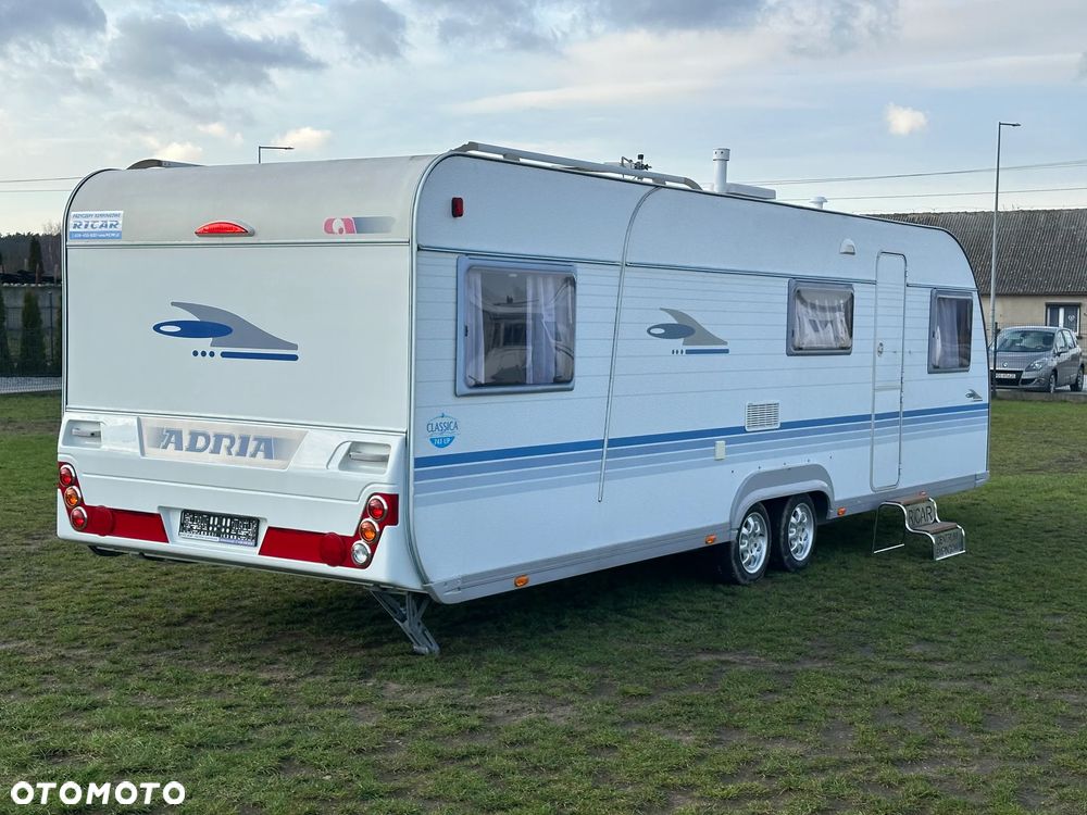 Adria CLASSICA 743 UP z ALDE , dużą markizą. 6/7 osobowa - 4