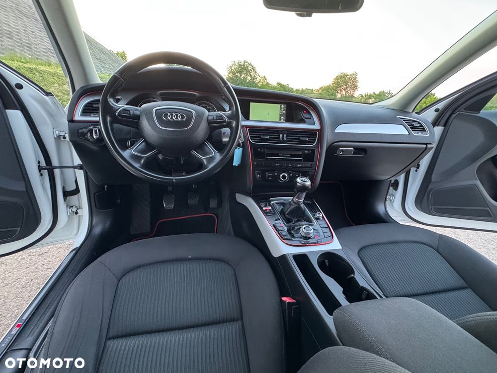 Audi A4 Avant 2.0 TDI DPF S line Sportpaket - 8