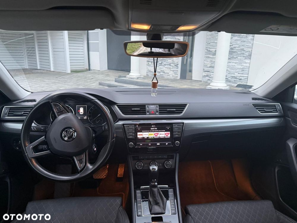 Skoda Superb 1.6 TDI Style DSG - 9