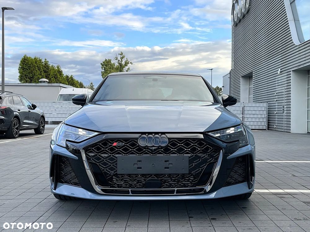 Audi RS3 Sportback - 18