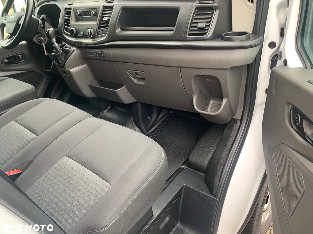 Ford TRANSIT 350 2,0 Ecoblue Trend 130KM L3H2 - 26