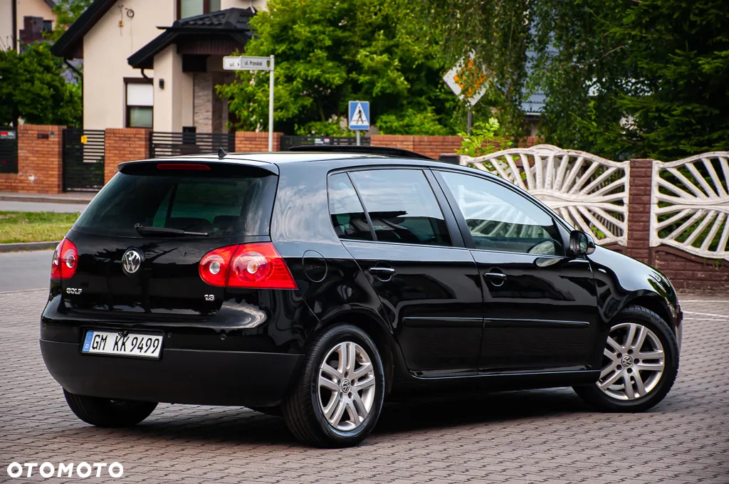 Volkswagen Golf 1.6 Goal - 18