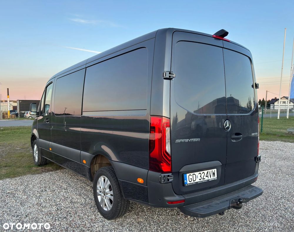 Mercedes-Benz SPRINTER - 6