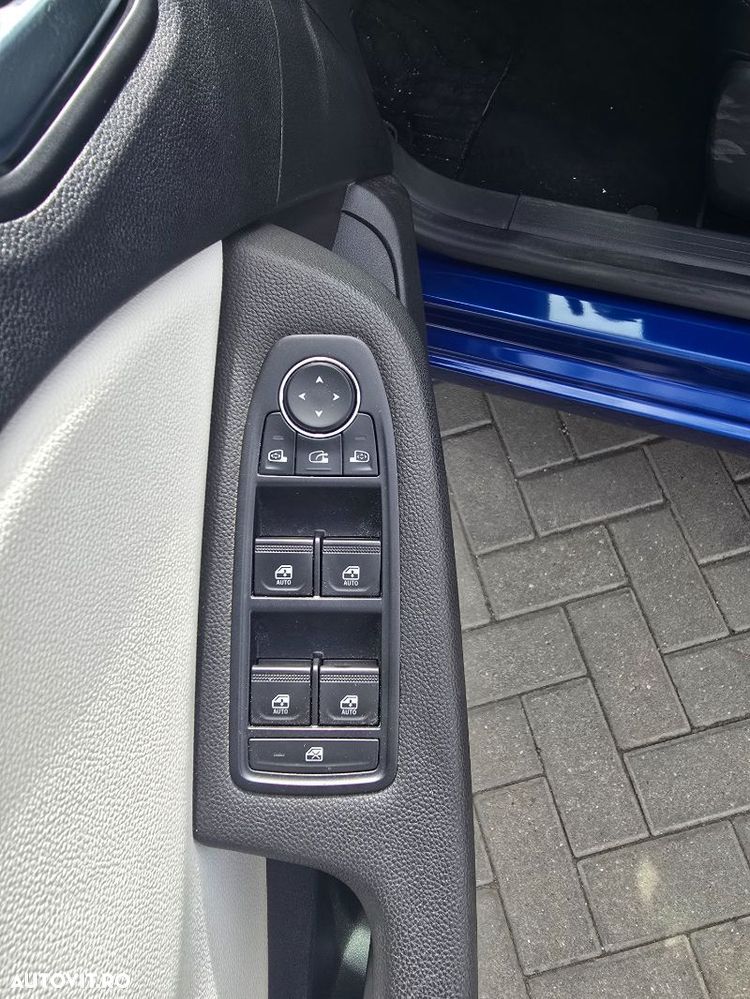 Renault Clio - 24