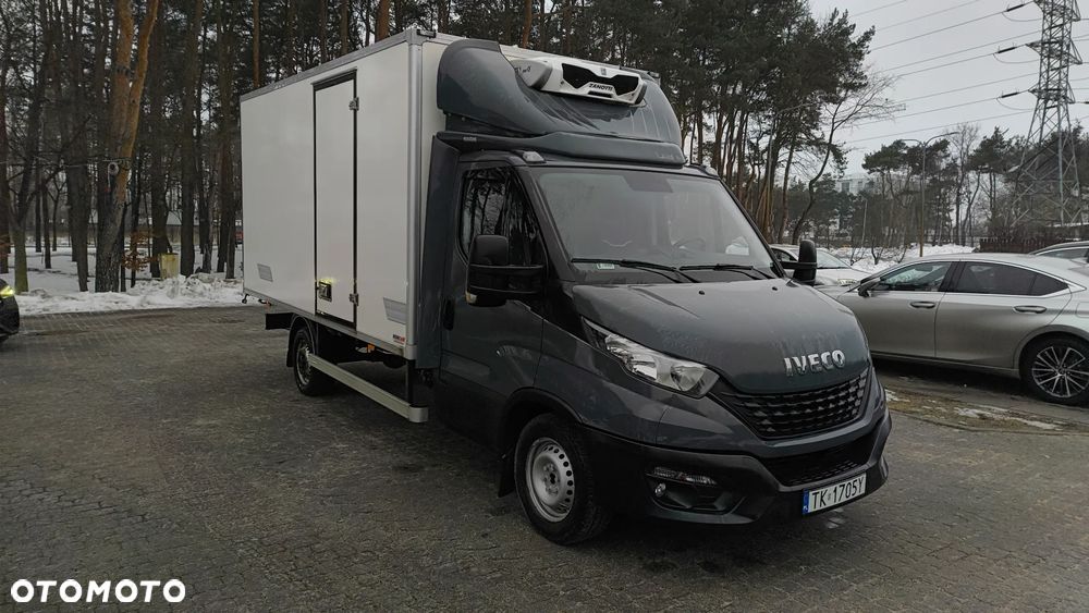 Iveco 35s18 - 29