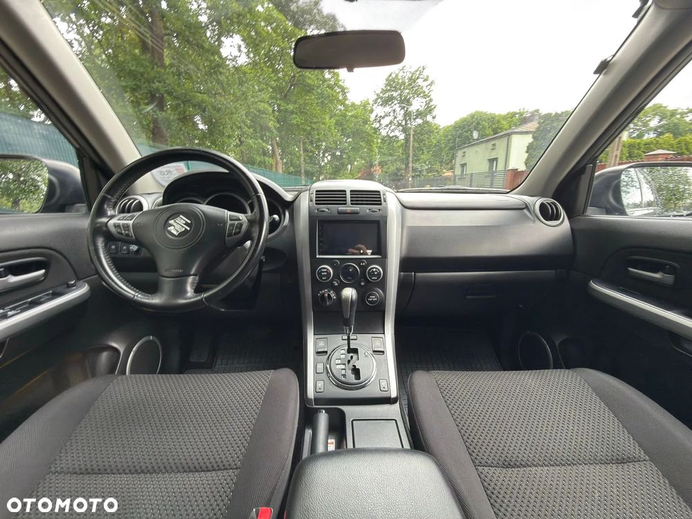 Suzuki Grand Vitara 2.4 Premium EU5 - 10